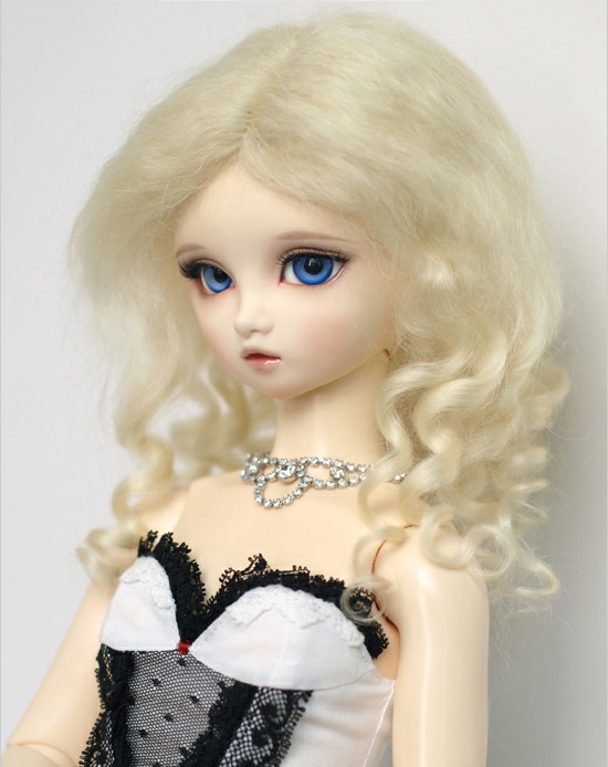 super dollfie doll
